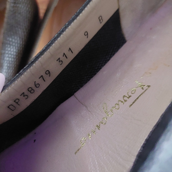 Salvatore Ferragamo Black and Brown Leather Flats (Bag C) - Picture 11 of 13